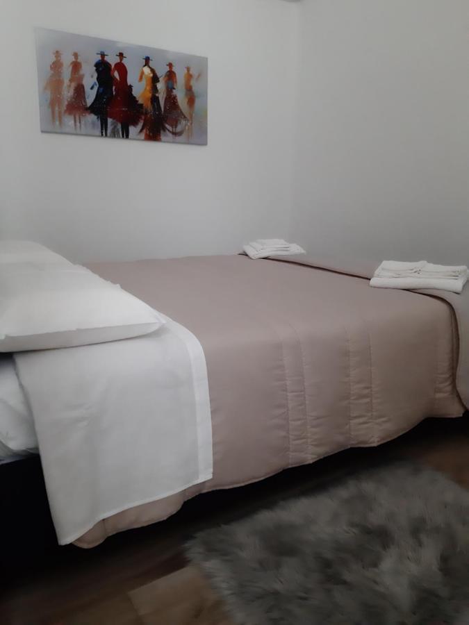 Casa Lucia Apartment บารี ภายนอก รูปภาพ